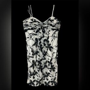 Carmen Marc Valvo Collection luxury formal beaded dress gown p2p 19” 34” long